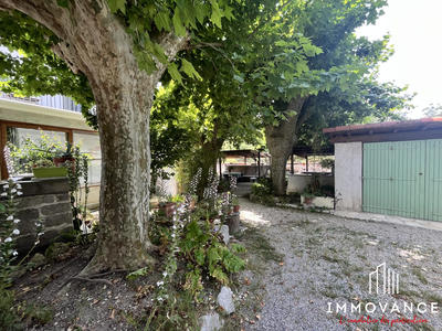 Maison - 171 m² - 8 pièces