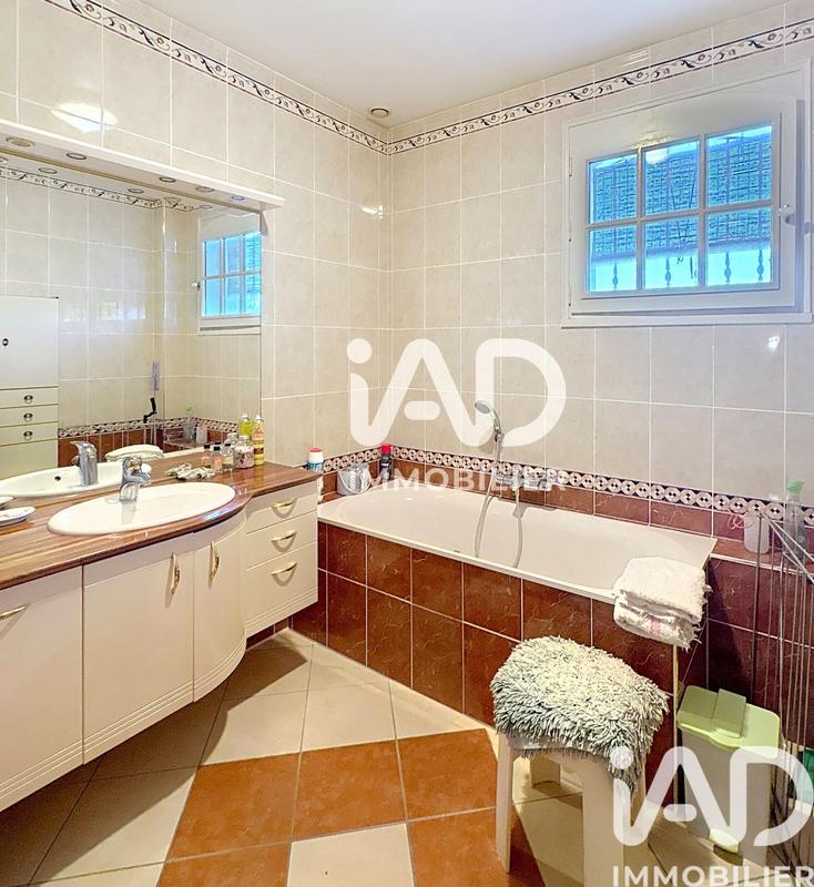 Maison - 154 m² - 7 pièces