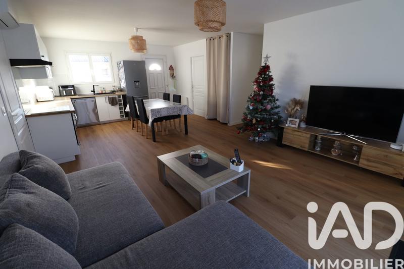 Maison - 93 m² - 5 pièces