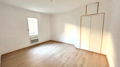 Immeuble - 238 m² - 10 pièces