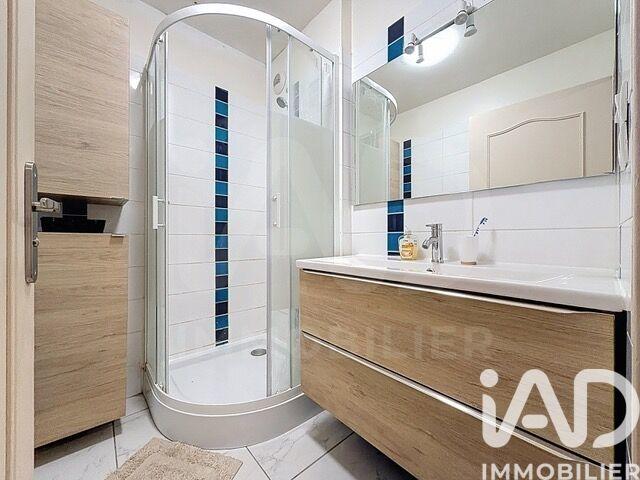 Appartement - 98 m² - 4 pièces