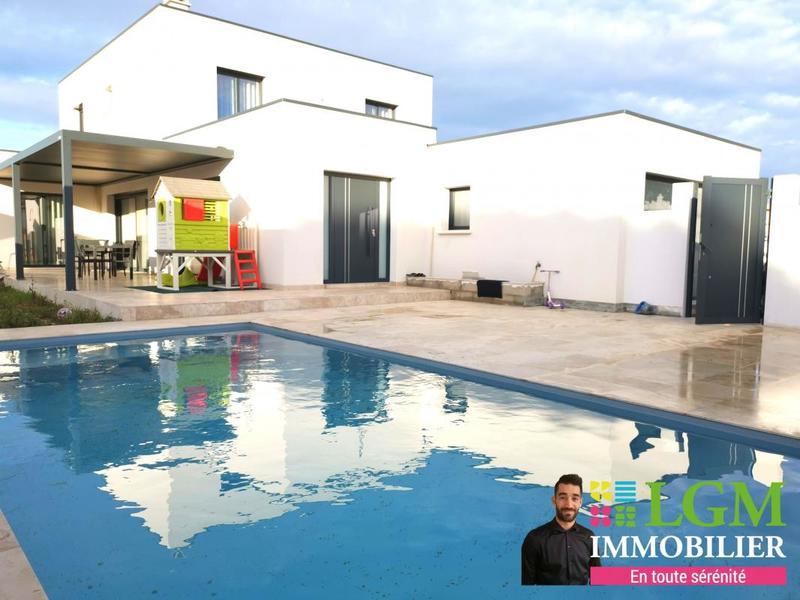 Villa - 183 m² - 6 pièces