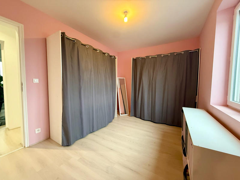 Maison - 276 m² - 8 pièces