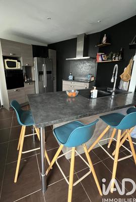 Maison - 144 m² - 8 pièces