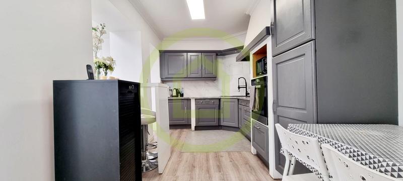 Local d'activités - 7 pièces