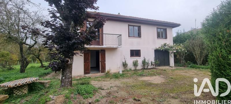 Maison - 92 m² - 5 pièces