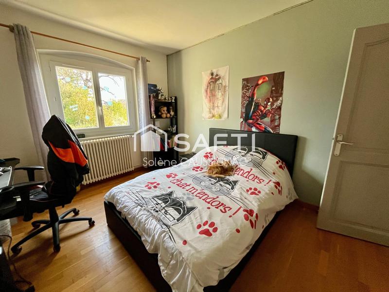 Maison - 251 m² - 8 pièces