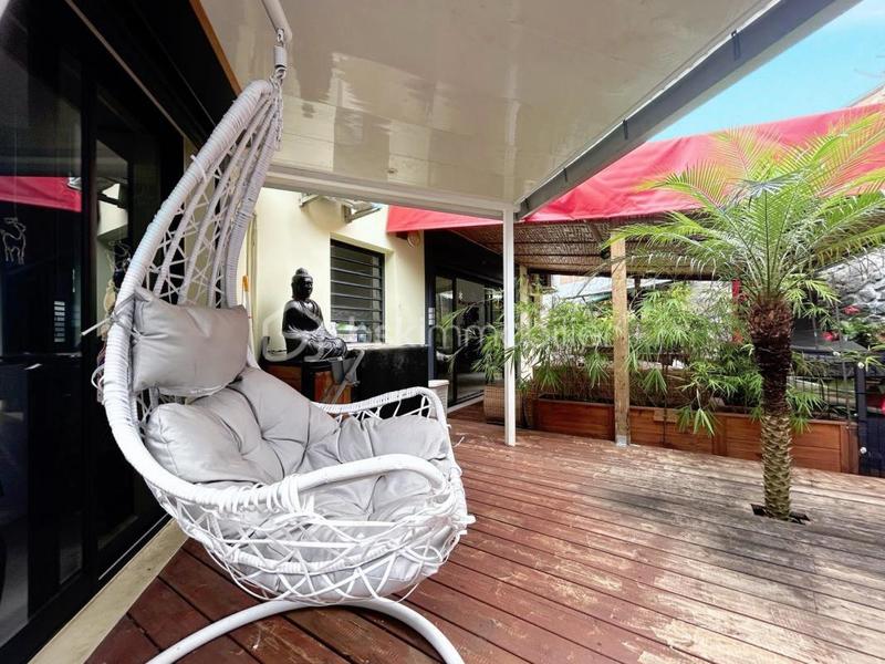 Villa - 180 m² - 6 pièces