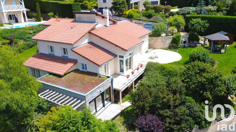 Maison de maîtres - 212 m² - 6 pièces