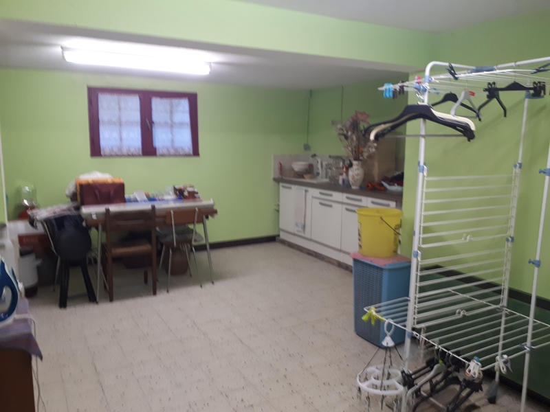 Maison - 247 m² - 7 pièces