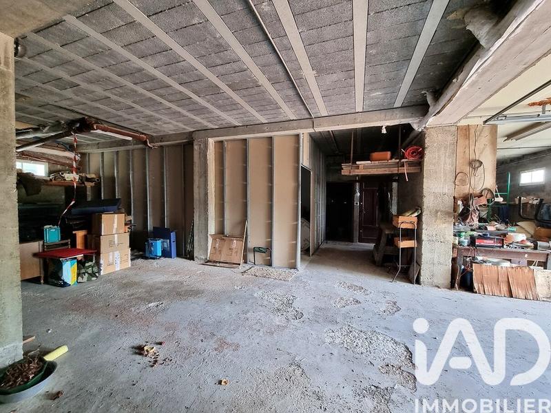 Maison - 200 m² - 10 pièces