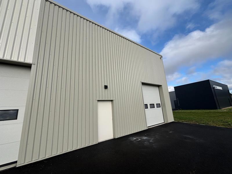 Local commercial - 194 m² - 5 pièces