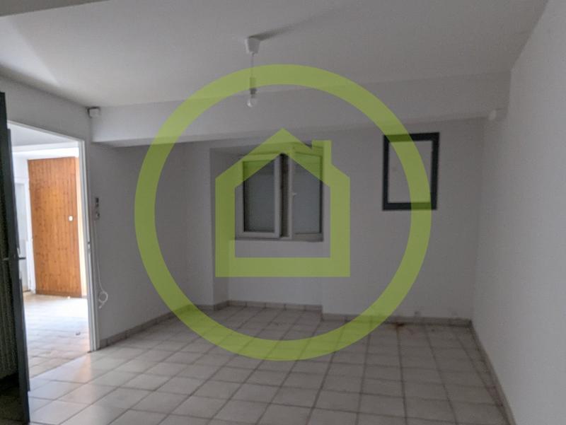 Maison - 220 m² - 7 pièces