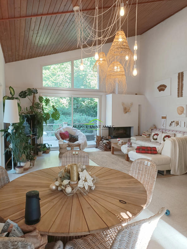 Maison - 115 m² - 5 pièces