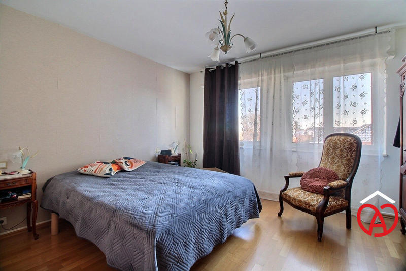 Appartement - 138 m² - 5 pièces