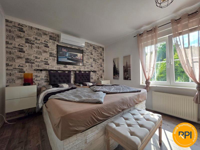 Maison - 321 m² - 9 pièces