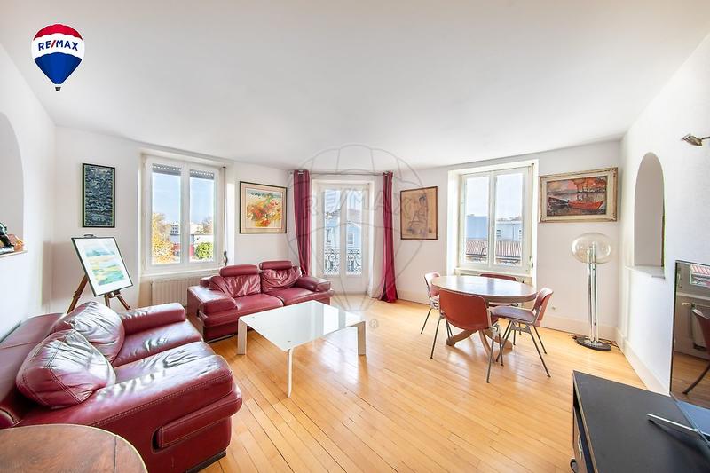 Appartement - 76 m² - 3 pièces