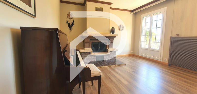 Maison - 158 m² - 6 pièces