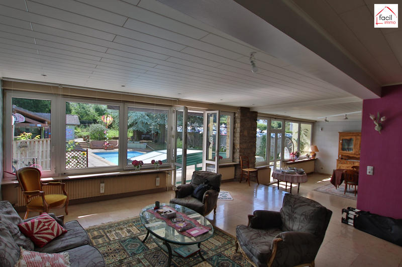 Villa - 418 m² - 10 pièces