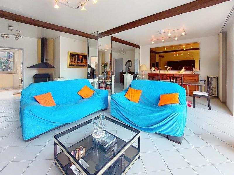 Appartement - 105 m² - 4 pièces