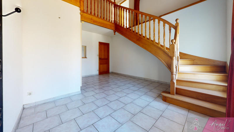 Maison de village - 220 m² - 6 pièces