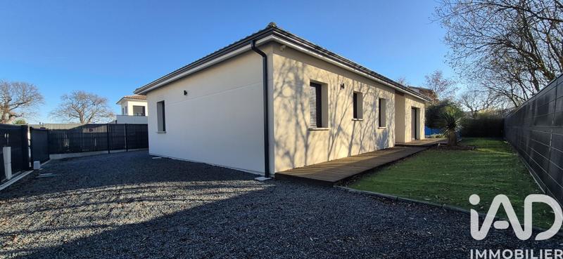 Maison - 110 m² - 4 pièces