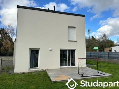 Maison - 102 m² - 5 pièces