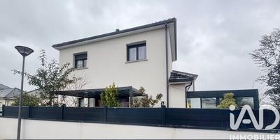 Maison - 101 m² - 5 pièces