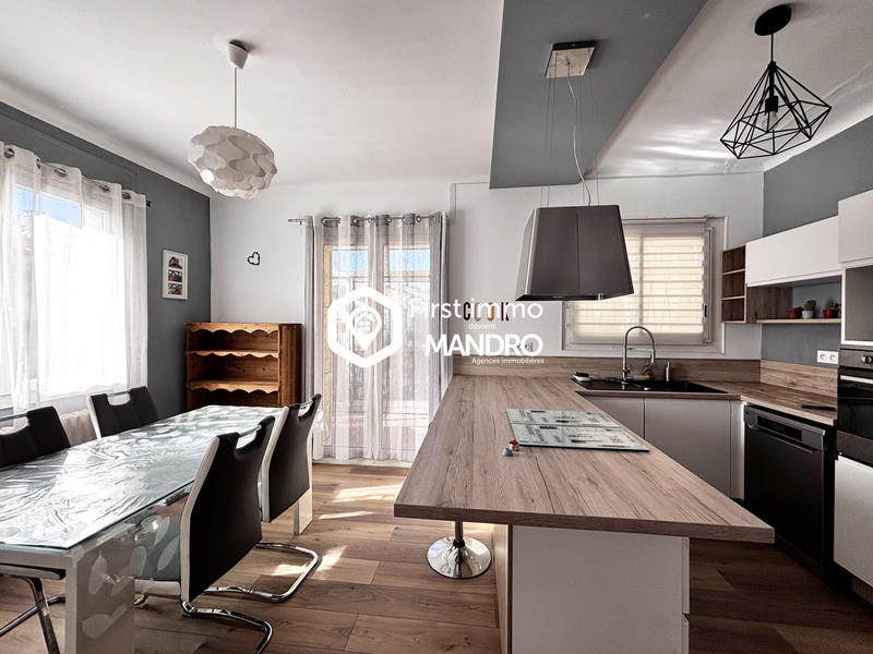 Villa - 165 m² - 7 pièces