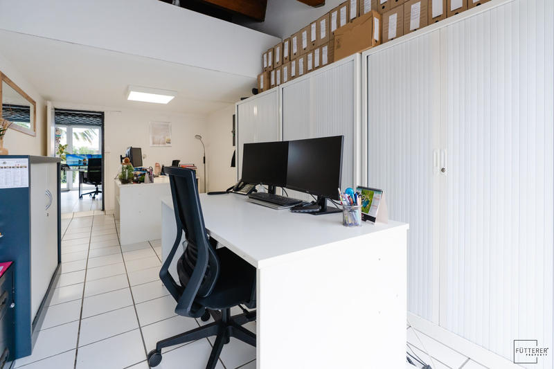 Local commercial - 47 m² - 2 pièces