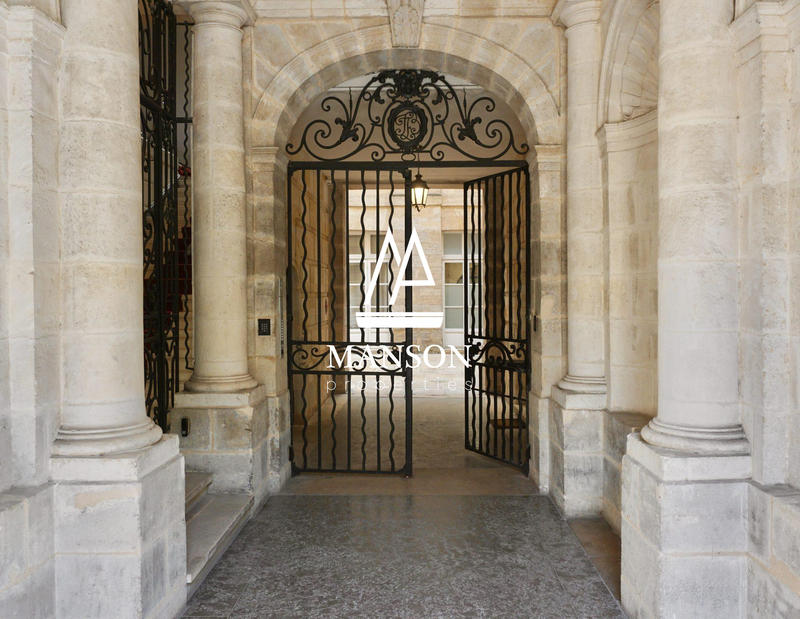 Appartement - 112 m² - 4 pièces