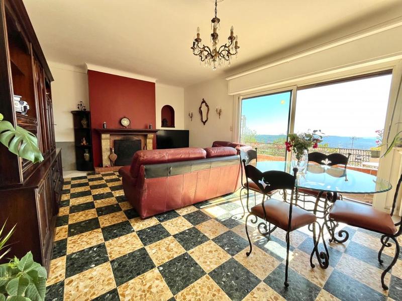 Maison - 135 m² - 4 pièces