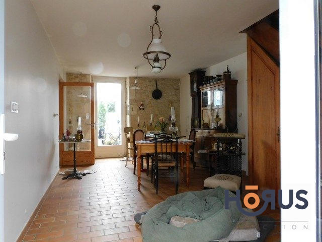 Viager - Maison ancienne - 103 m² - 6 pièces