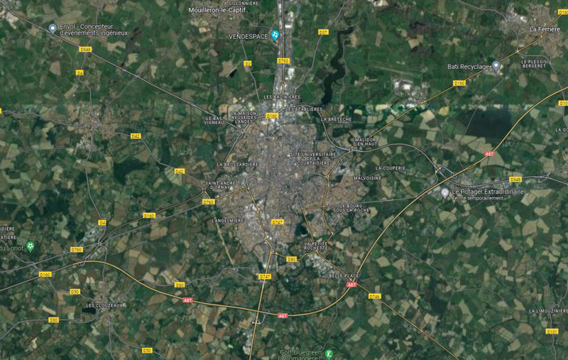 Local commercial - 563 m²