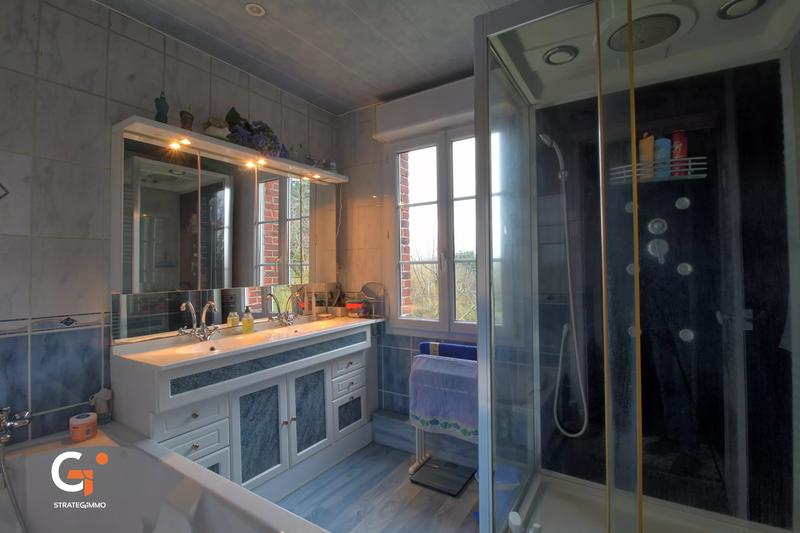 Maison - 129 m² - 8 pièces