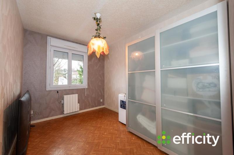 Maison - 174 m² - 8 pièces