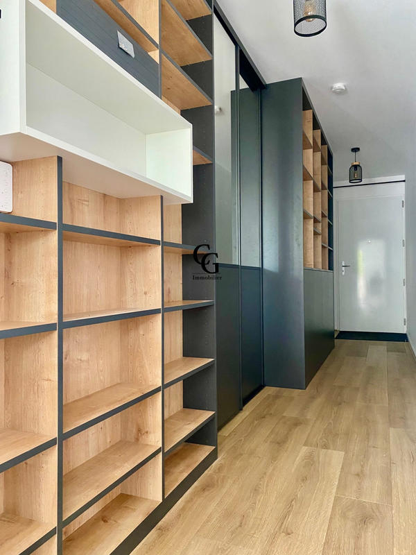 Appartement - 79 m² - 4 pièces