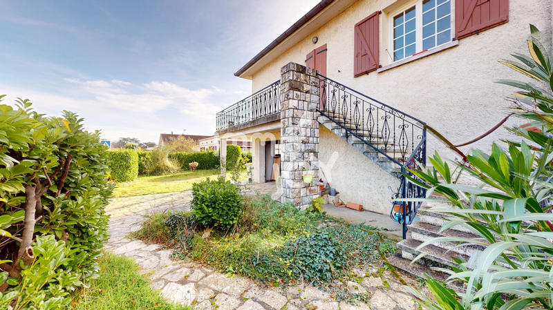 Maison - 142 m² - 5 pièces