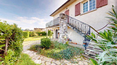 Maison - 142 m² - 5 pièces