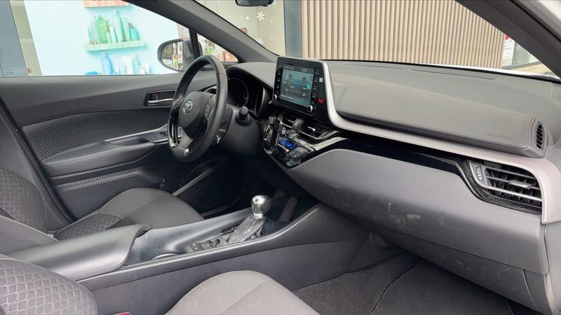 Toyota c-Hr 1.8 Vvt-i 122 2wd Cvt Dynamic