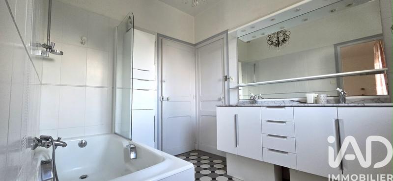 Maison - 188 m² - 6 pièces