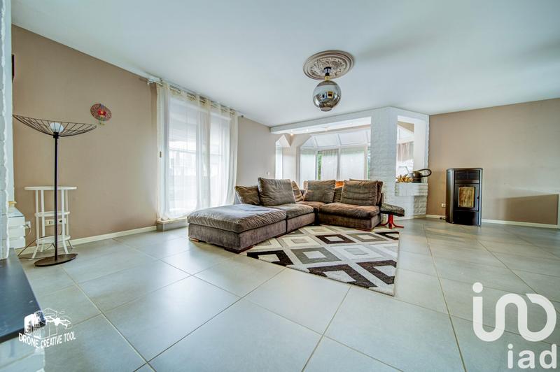 Maison - 230 m² - 7 pièces