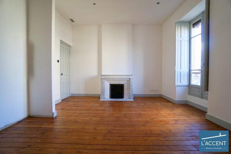 Appartement - 122 m² - 5 pièces