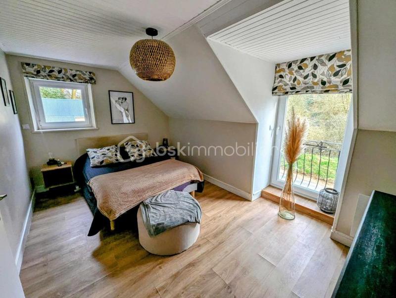 Maison - 96 m² - 4 pièces