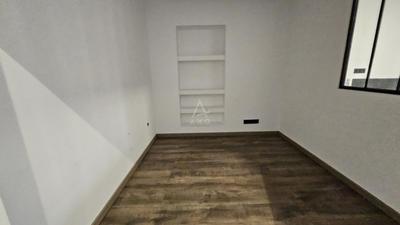 Local d'activités - 64 m² - 4 pièces