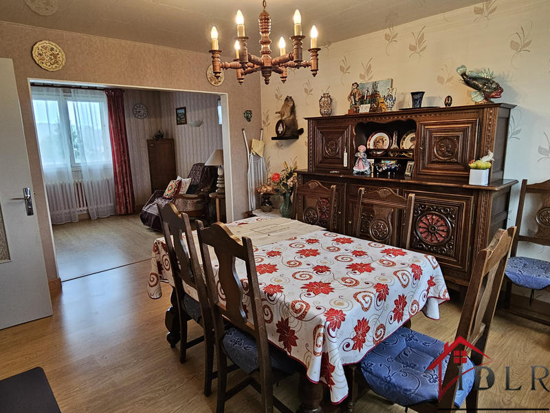 Maison - 102 m² - 6 pièces