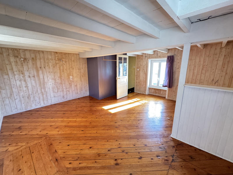 Maison - 95 m² - 6 pièces