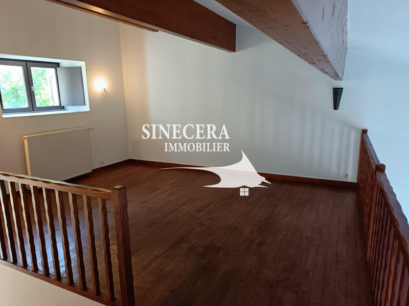 Maison - 250 m² - 8 pièces