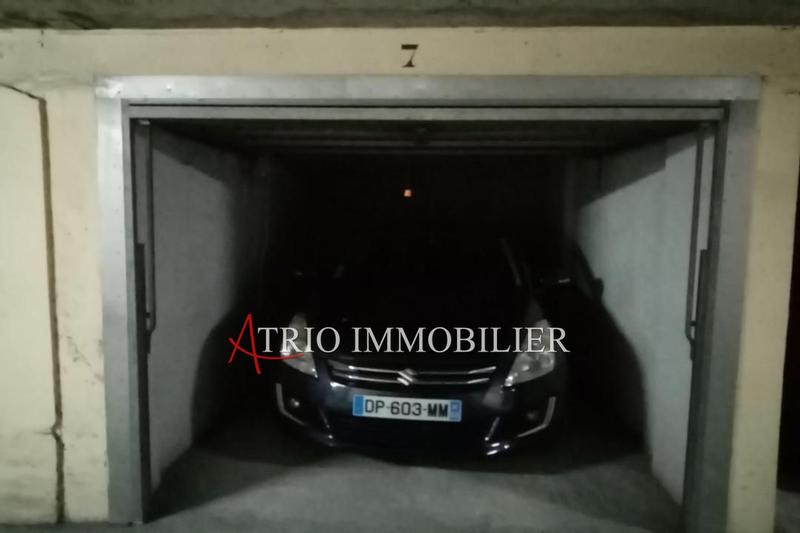 Parking / Garage - 12 m²