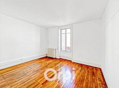 Appartement - 127 m² - 4 pièces